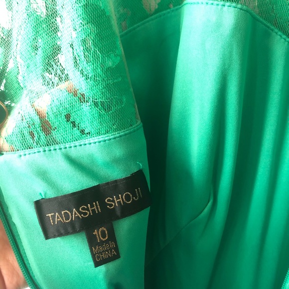 SOLD | Tadashi Shoji Green Lace Dress Size 10 - Picture 4 of 8